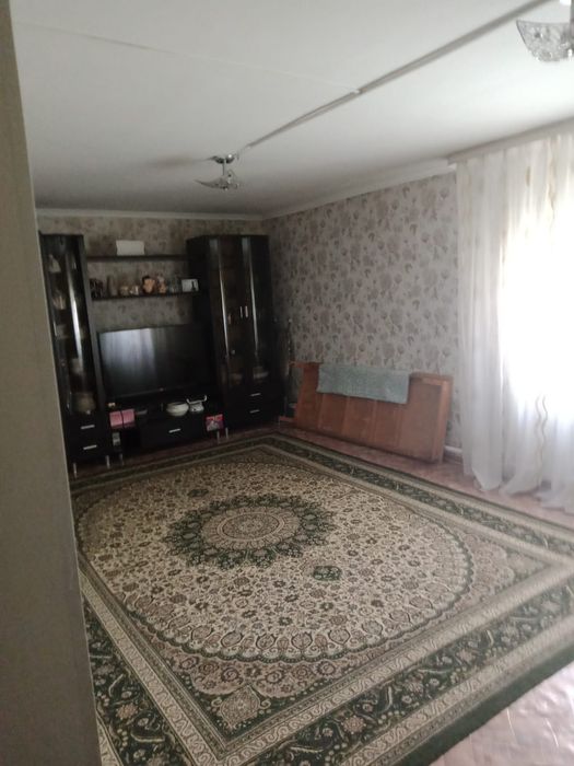 Продается дом с большим участком