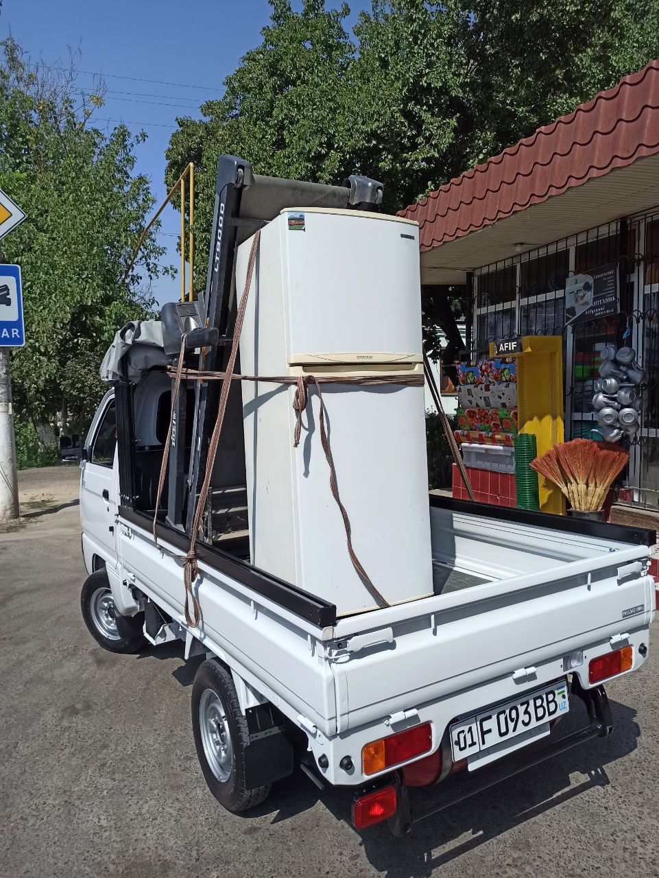 Доставка перевозка грузов. Yuk tashish xizmati, dastavka labo.Грузчики
