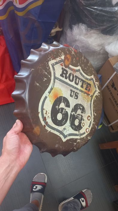 Метални табели в форма на капачка