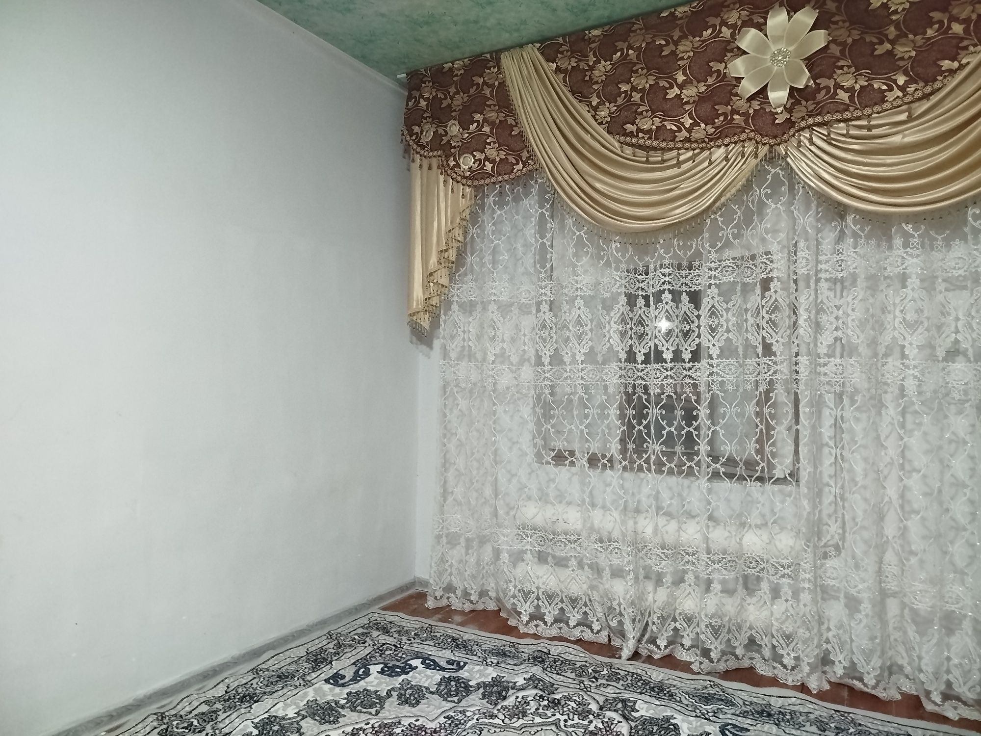 Жай сатылади 4 комнаты
