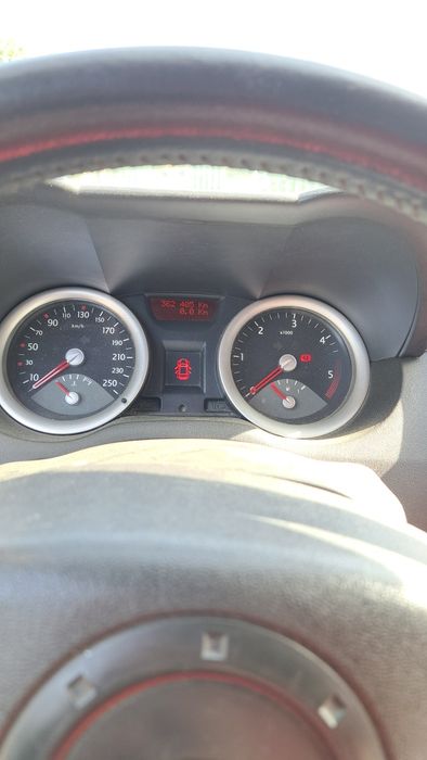 renault megane 2 motor defect
