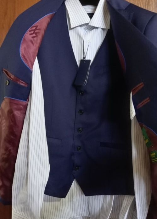 Kingsman kostyum troyka Skidkada!