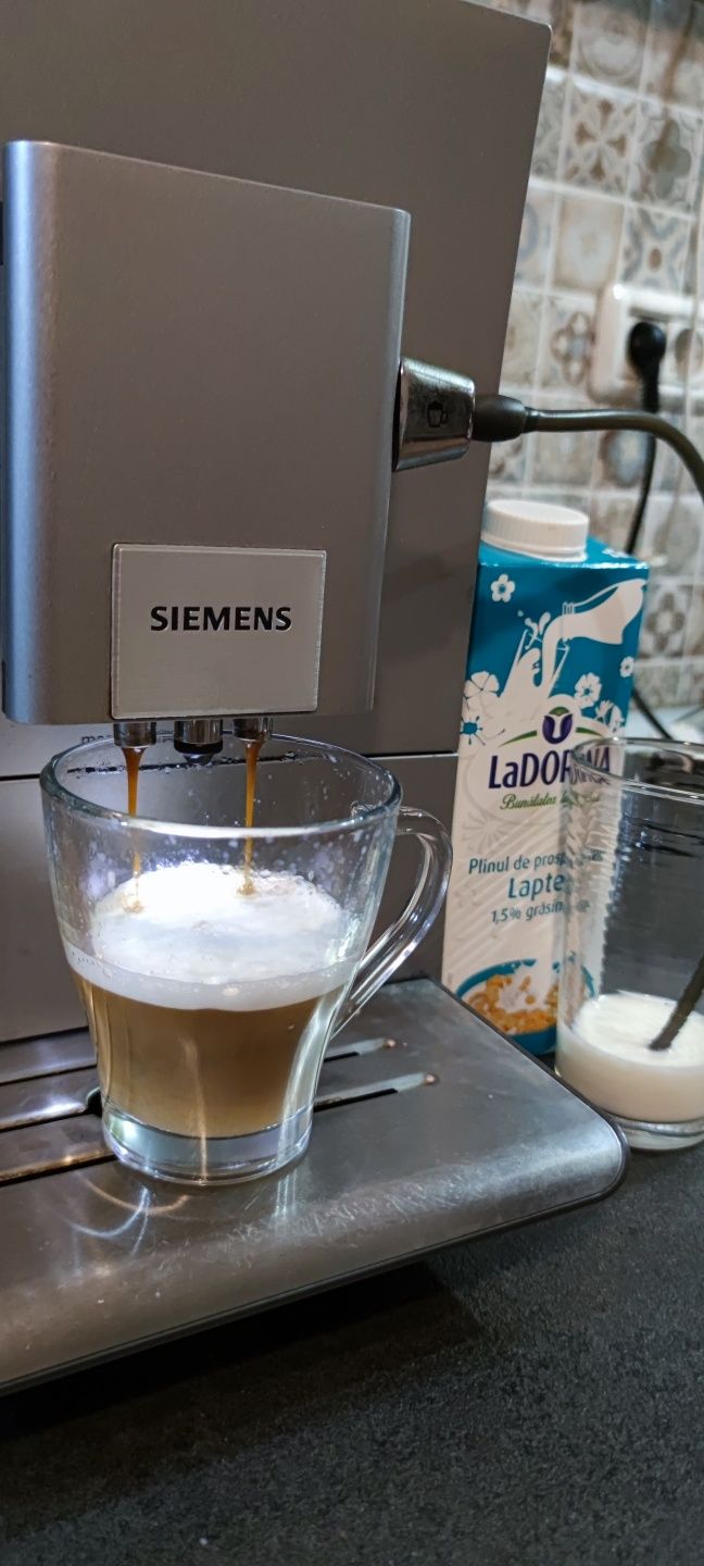 Espressor Siemens/Bosch  Espresso. Cappuccino. Latte.