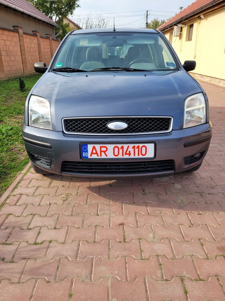 Ford Fusion 2004