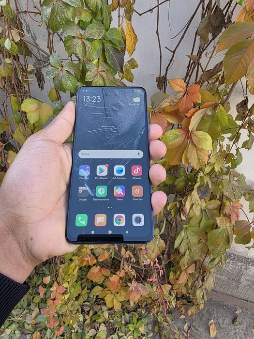 Mi 9T sotiladi dastavka bor