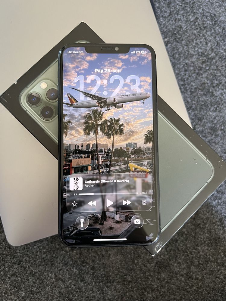 iPhone 11 pro max 83%