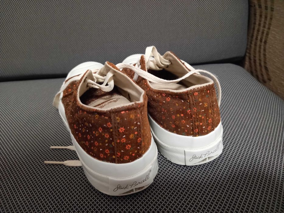 Tenesi Converse dama