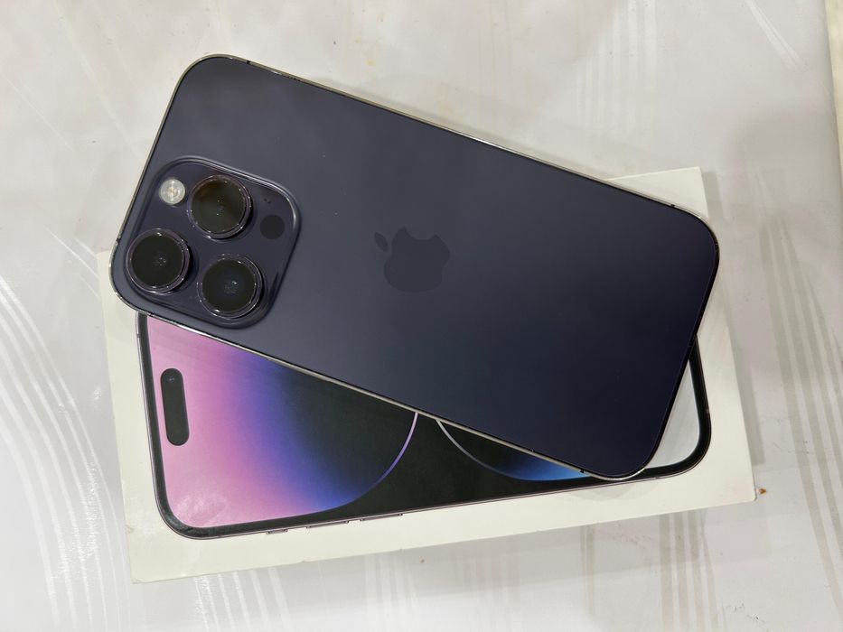 Обменяю Iphone 14 pro на айфон классом выше