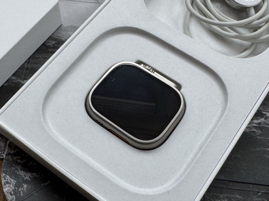 Apple Watch Ultra Titanium 49mm + Cellular Гаранция