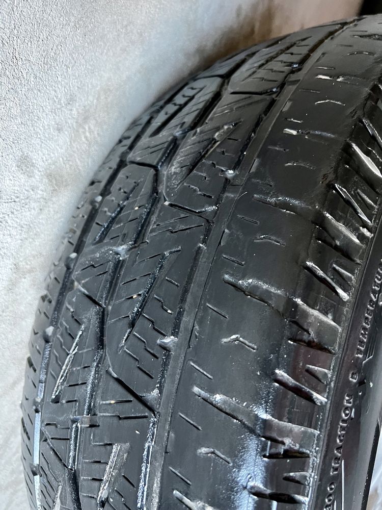 Продам две шины на PAJERO - BRIDGESTONE DUELER A/T 275/70/16 114S