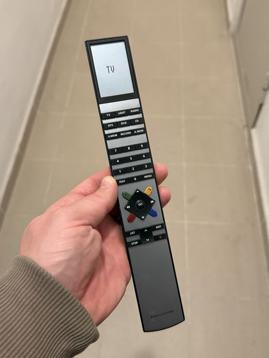 Bang olufsen tv monitor