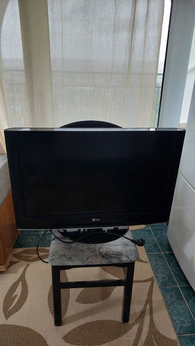 Телевизор LG 32LD420 - 32 инча Full HD