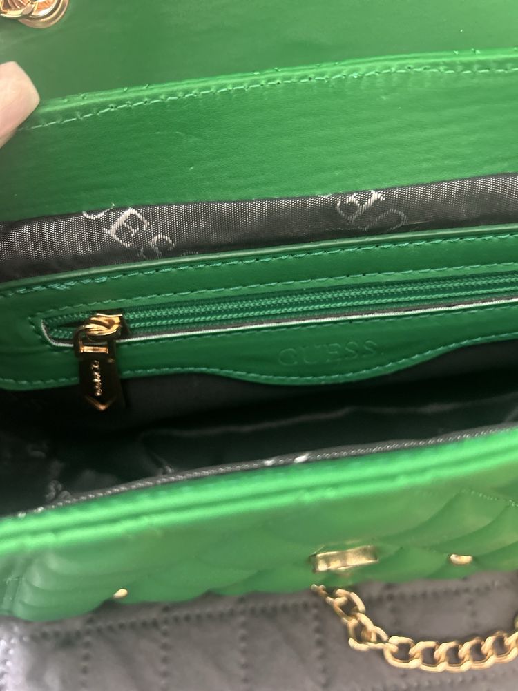 Чанта през рамо Guess