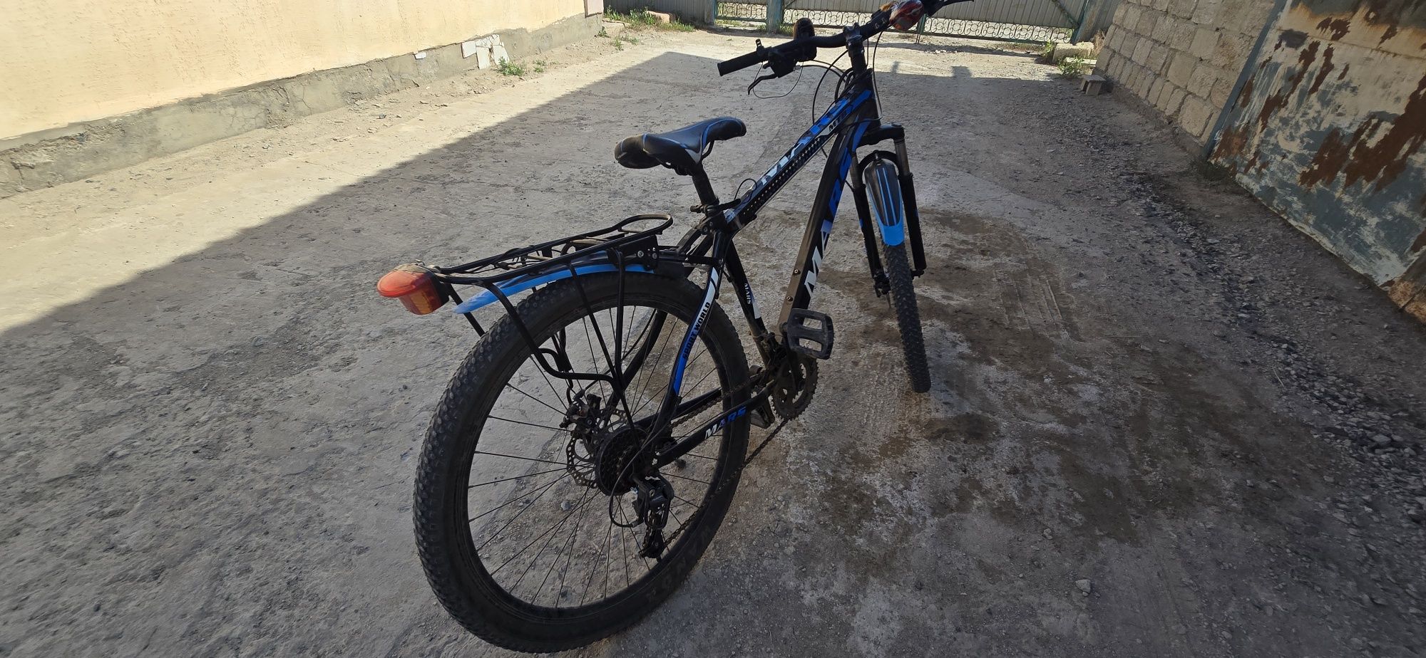 Велосипед Mars MTB 26"

СРОЧНО!

Продаю надёжный горный велосипед Mars
