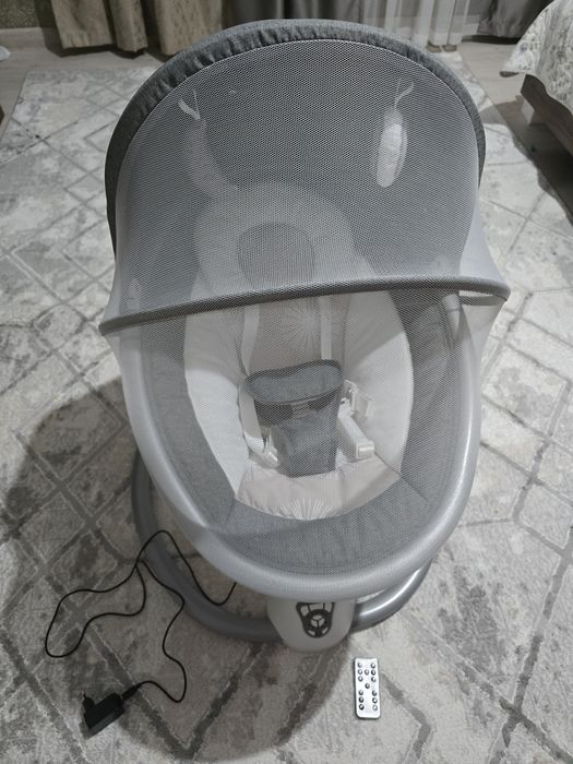 Шезлог Новая для детей от baby rocker 15 000 тr.