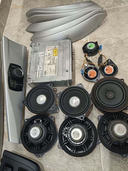 Navigație BMW (display, unitate, boxe, control temperatura, controler)