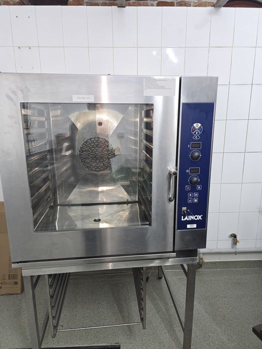 Cuptor  convectie  Lainox 20 tavi gn1/1  ,10 tavi 2/1