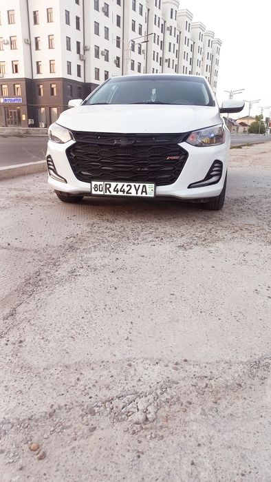 Услуги такси личные водитель и по всему узбекистану