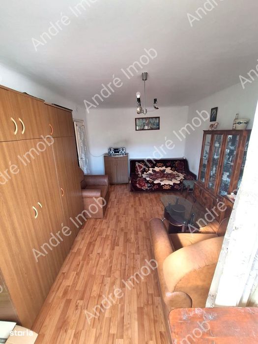 Apartament 2 camere decomandate în Rovine, etajul 3/4