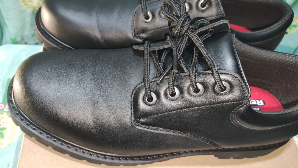 Здрави и удобни мъжки половинки от естествена кожа Skechers №46