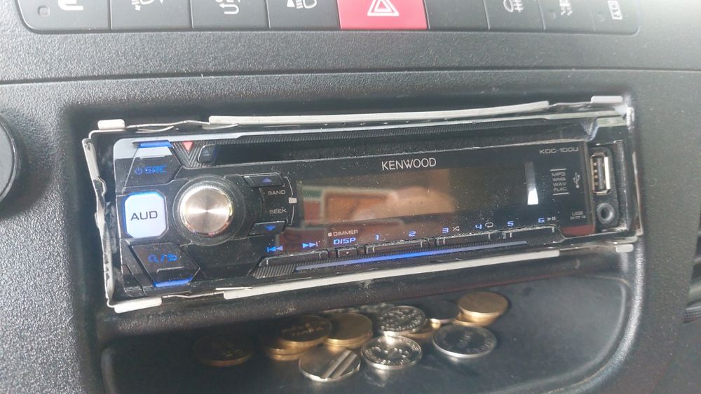 Radio Mp3 auto cu usb cd defect  Kenwood