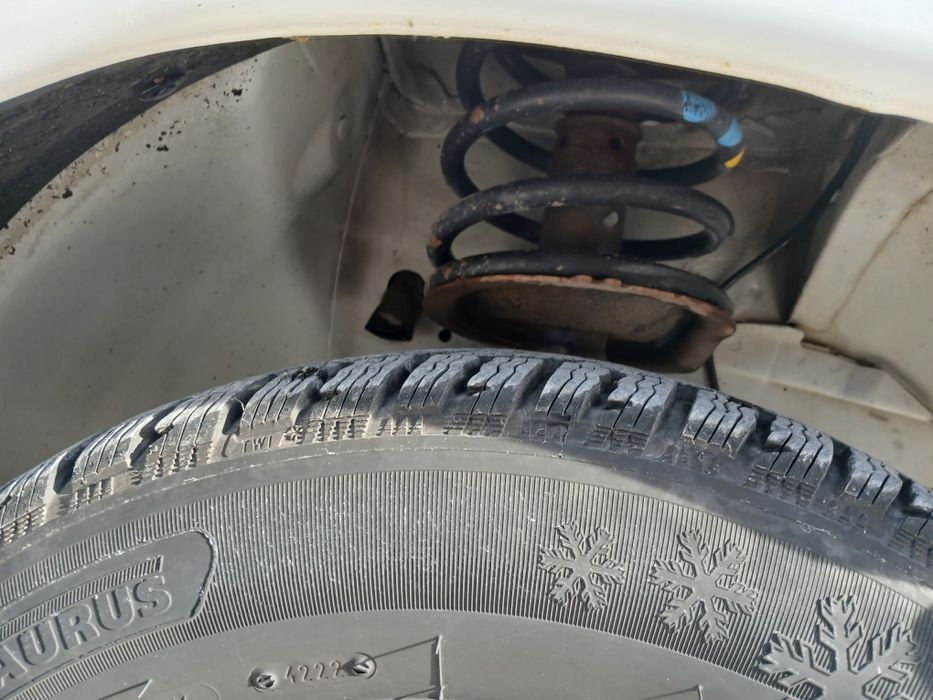 Пежа Експерт 1.9D климатик 2003година