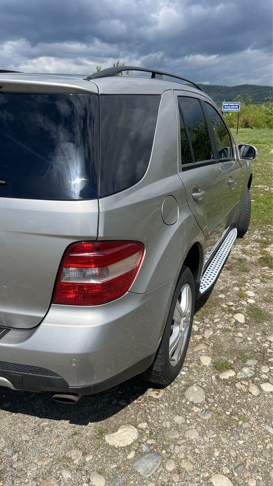 Mercedes Benz Ml320