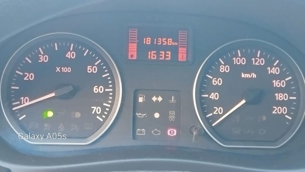 Proprietar vând Dacia Sandero 2012