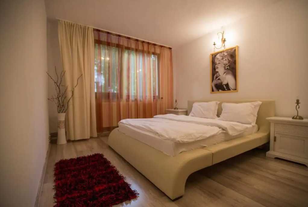 Дава се под наем Тристаен апартамент в Пловдив, Каменица 2 - 120 кв.м за 450 € - Снимка #1