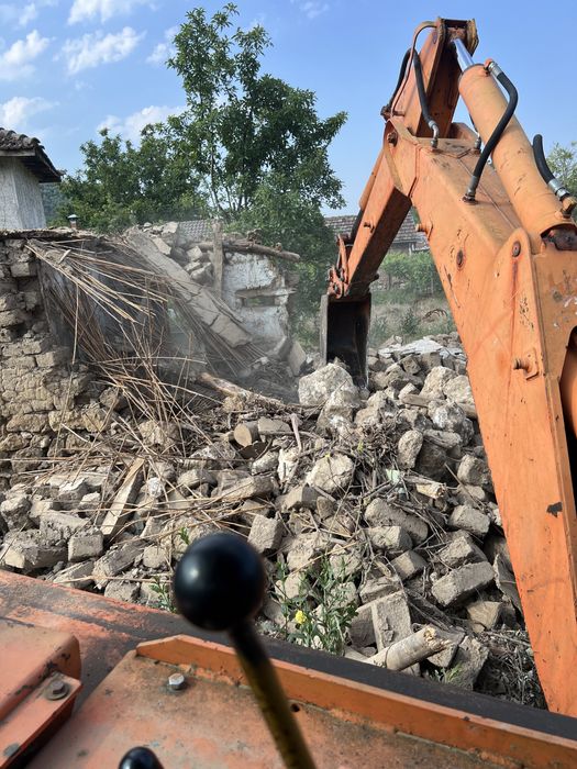 Комбиниран багер