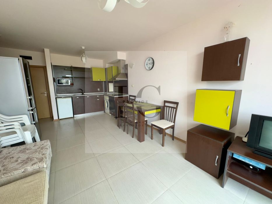 Продава се Двустаен апартамент в к.к. Слънчев бряг - 66 кв.м за 985 €/кв.м - Снимка #12