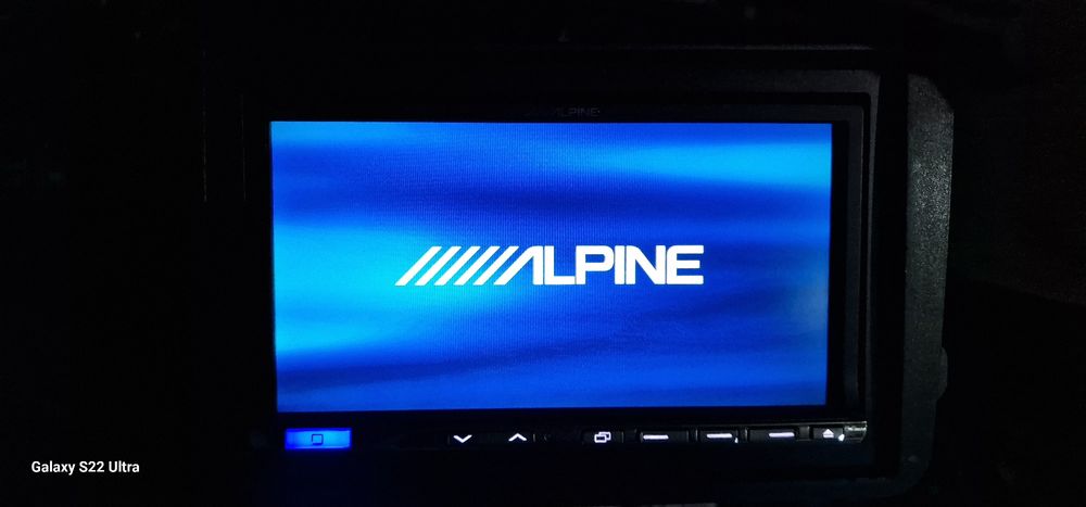 Casetofon auto Alpine