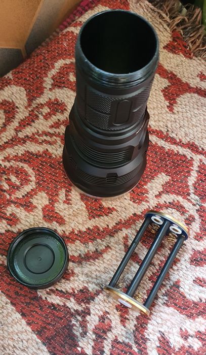 Lanterna profesionala Astrolux MF02S