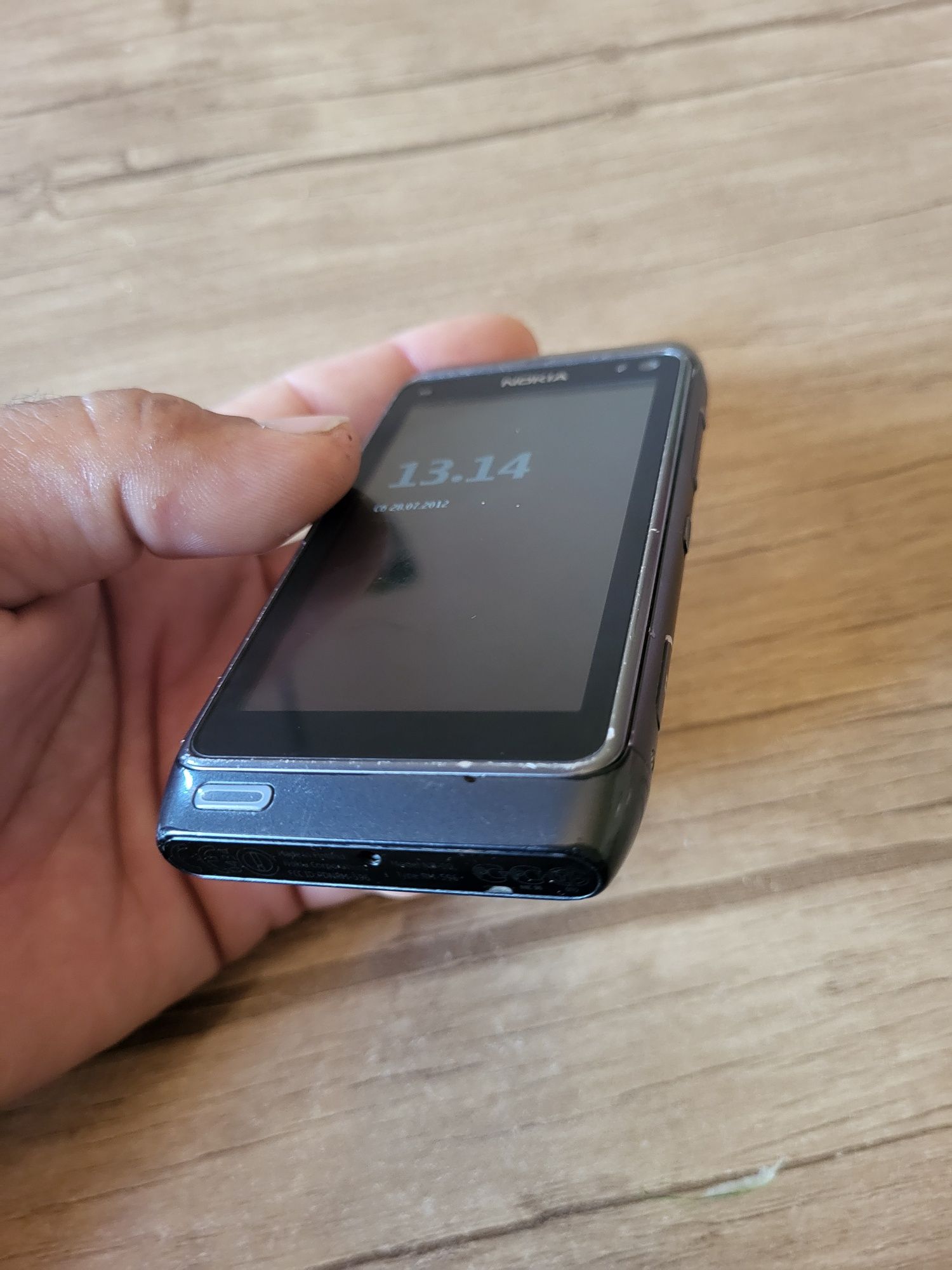 Nokia n8 sotuvda