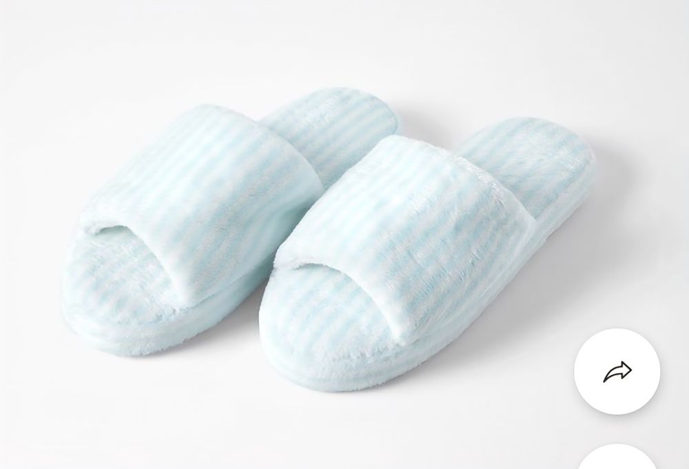 Продам  тапочки.