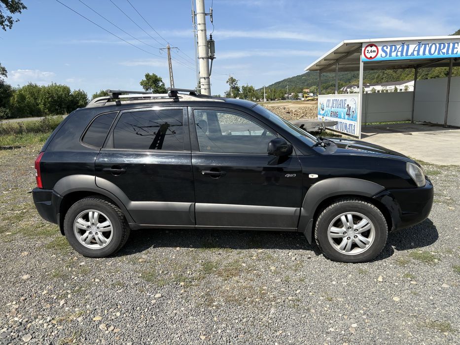 vand hyundai tucson