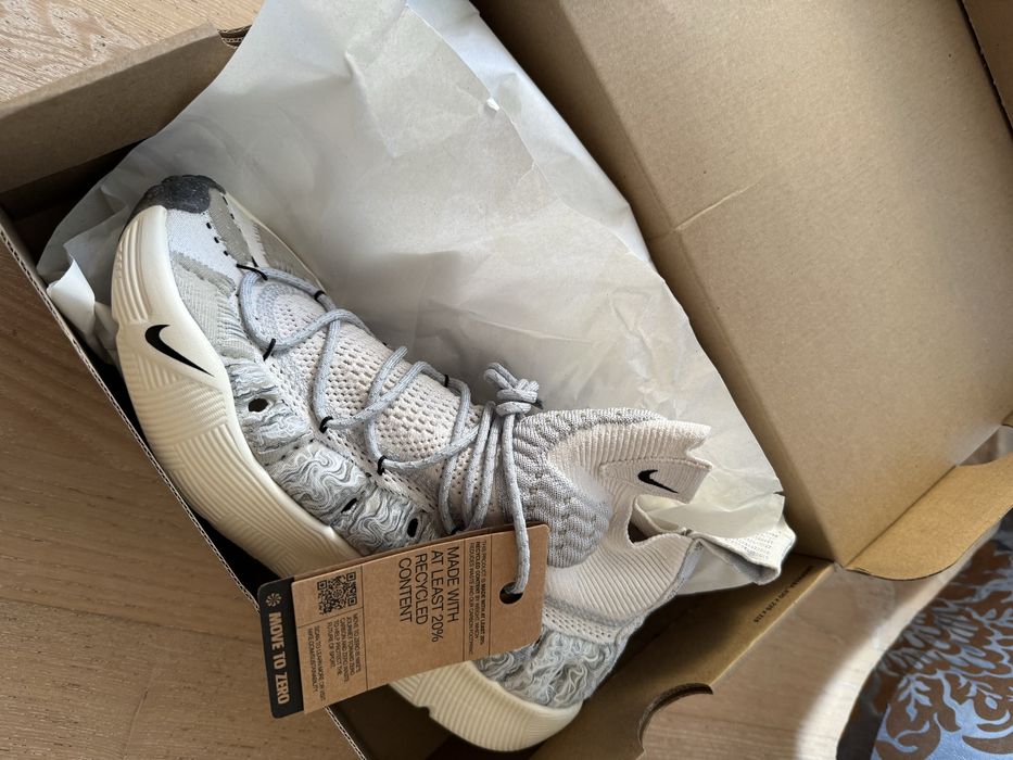 Ispa sense flyknit 001 phantom/black - coconut milk