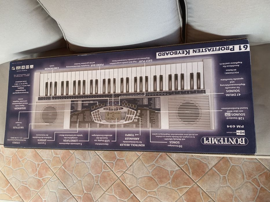 Orga Bontempi pianina nou la cutie
