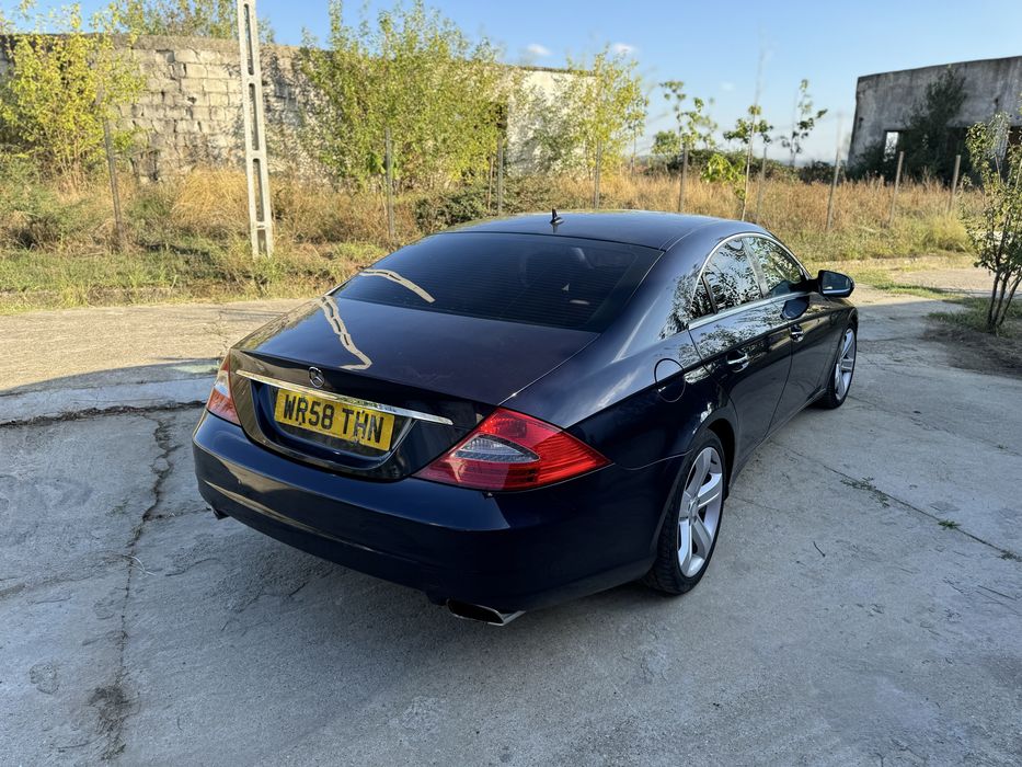 Dezmembrez Mercedes Cls 350 faceflit