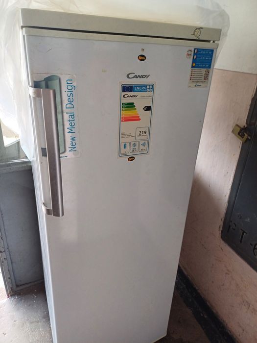 Vand congelator in perfecta stare