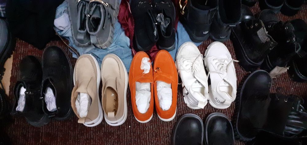 Продаю   женскую  обувь