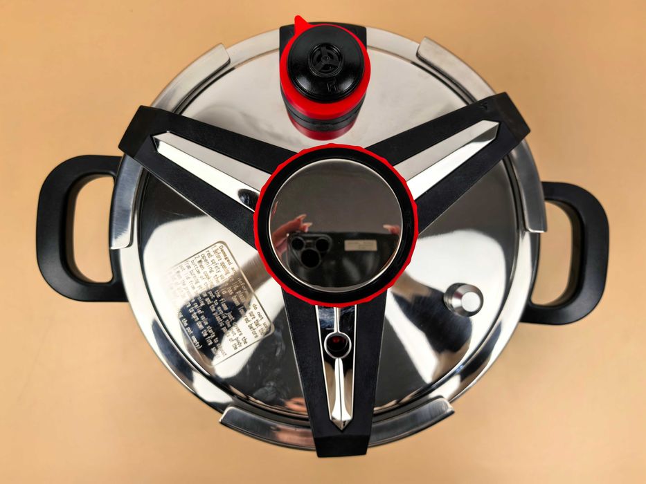 Oala sub presiune 5 litri cu capac bonus 299 lei