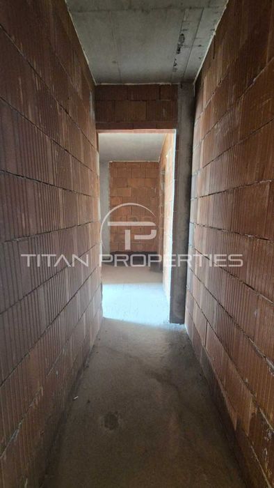 Продава се Тристаен апартамент в Пловдив, Христо Смирненски - 142 кв.м за 1480 €/кв.м - Снимка #5