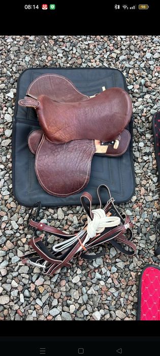 Продам новые седло кавалерия