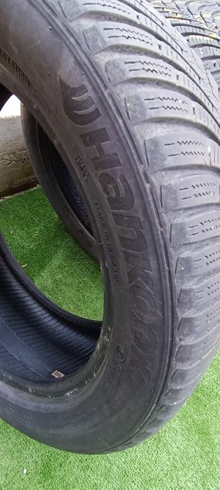 Vând cauciucuri/anvelope vara  Goodyear 195/50/15 DOT 2019