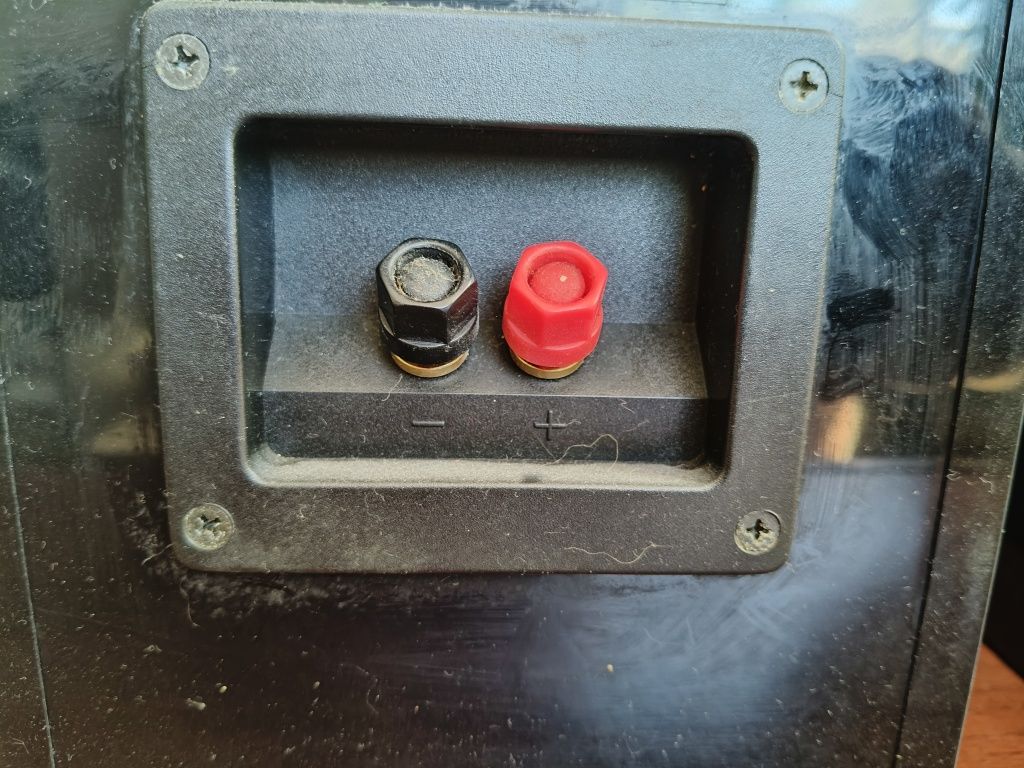 Колони Yamaha NX-E300