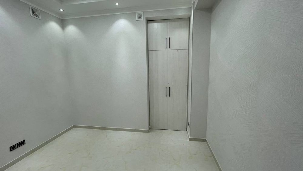 92м2+92м2 два уровня.  Яшнабадском районе (ориентир — Крестик)