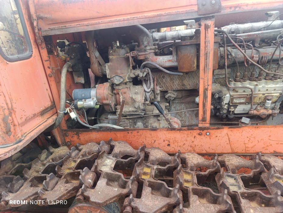 Трактор т4.     .