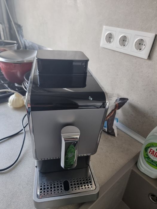 Robot bucatarie Heinner, espressor cafea Tchibo