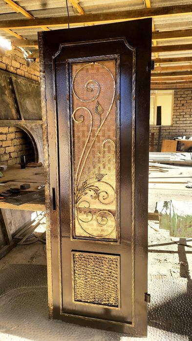 Eshiklar tayyorlaymiz.